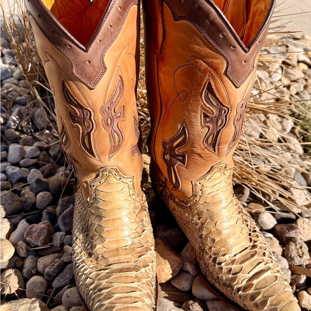 Frye Tan Brown Python Snakeskin Boots Jennifer Es… - image 3